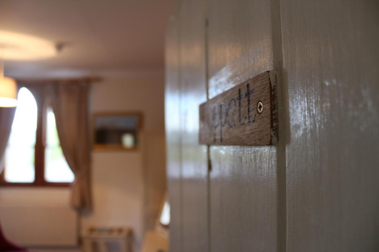 The Hostelrie At Goodrich Ross-on-Wye 외부 사진